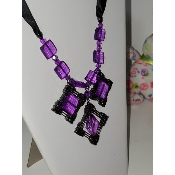 A Purple Gothic Gunmetal Necklace Choker Victorian Style Ribbon Vampire - Picture 10 of 11